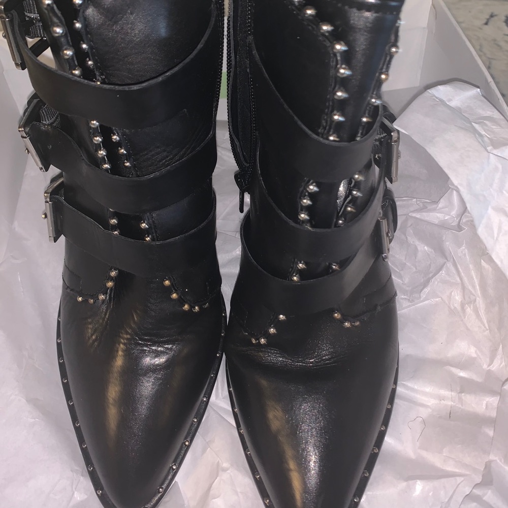Steve Madden Humble Leather Boots